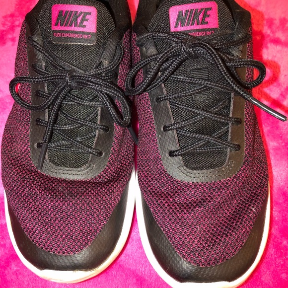 Nike sneakers - Picture 3 of 5